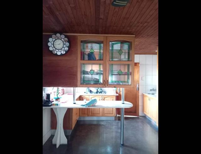 2 BEDROOM PROPERTY TO RENT IN LOTUS GARDENS